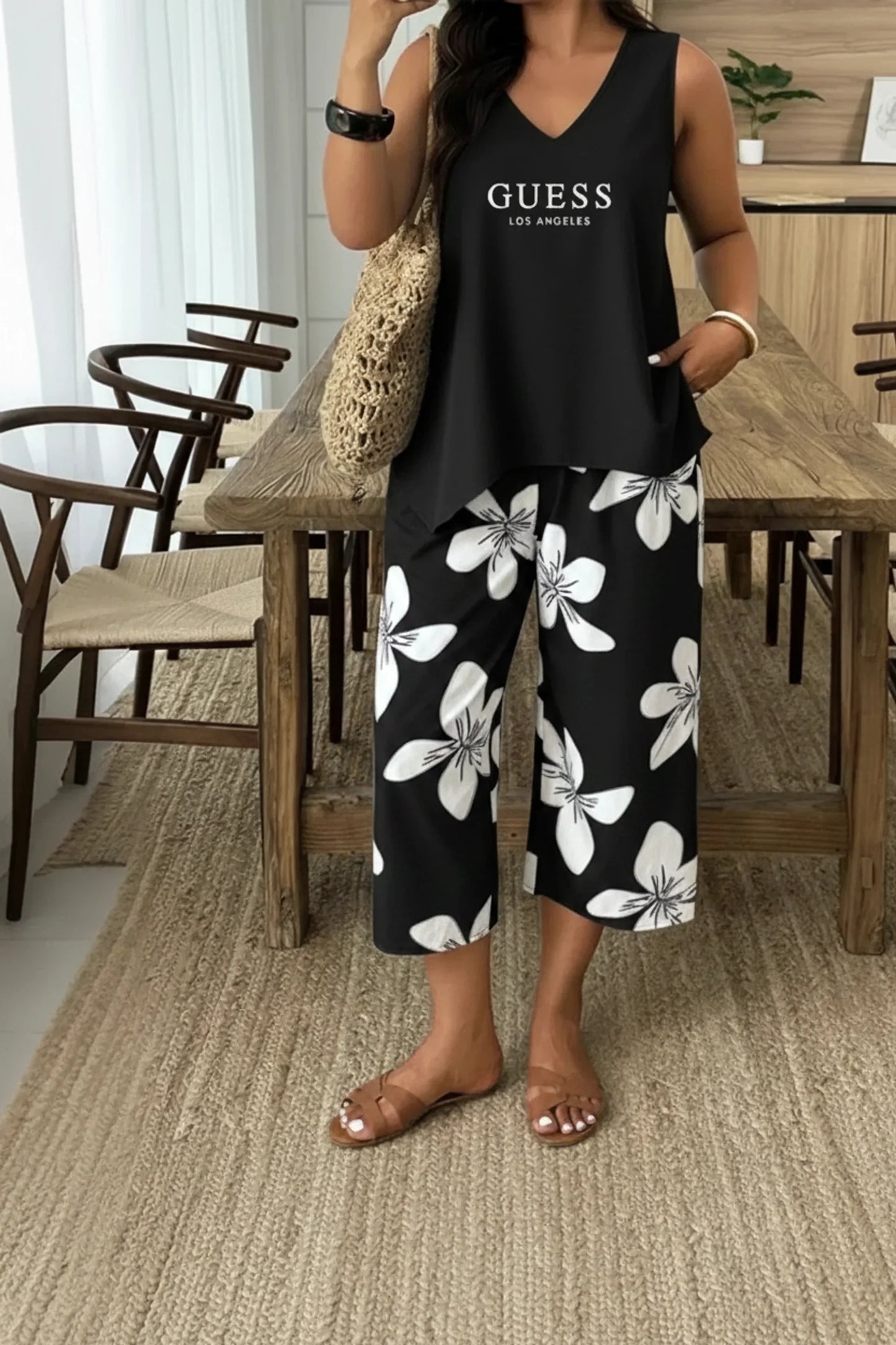 Coordinato Guess in puro cotone - Maglia + Pantalone IN OMAGGIO