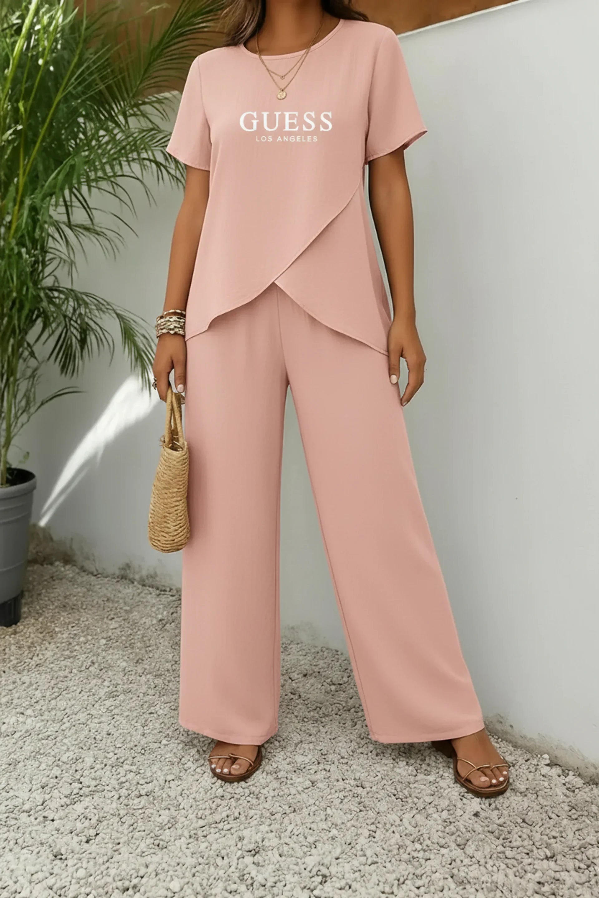 Coordinato Guess in puro cotone - Maglia + Pantalone IN OMAGGIO